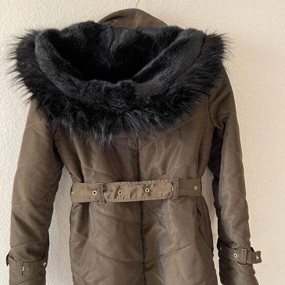 Express olive green belted puffer jacket - Picture 3 of 7